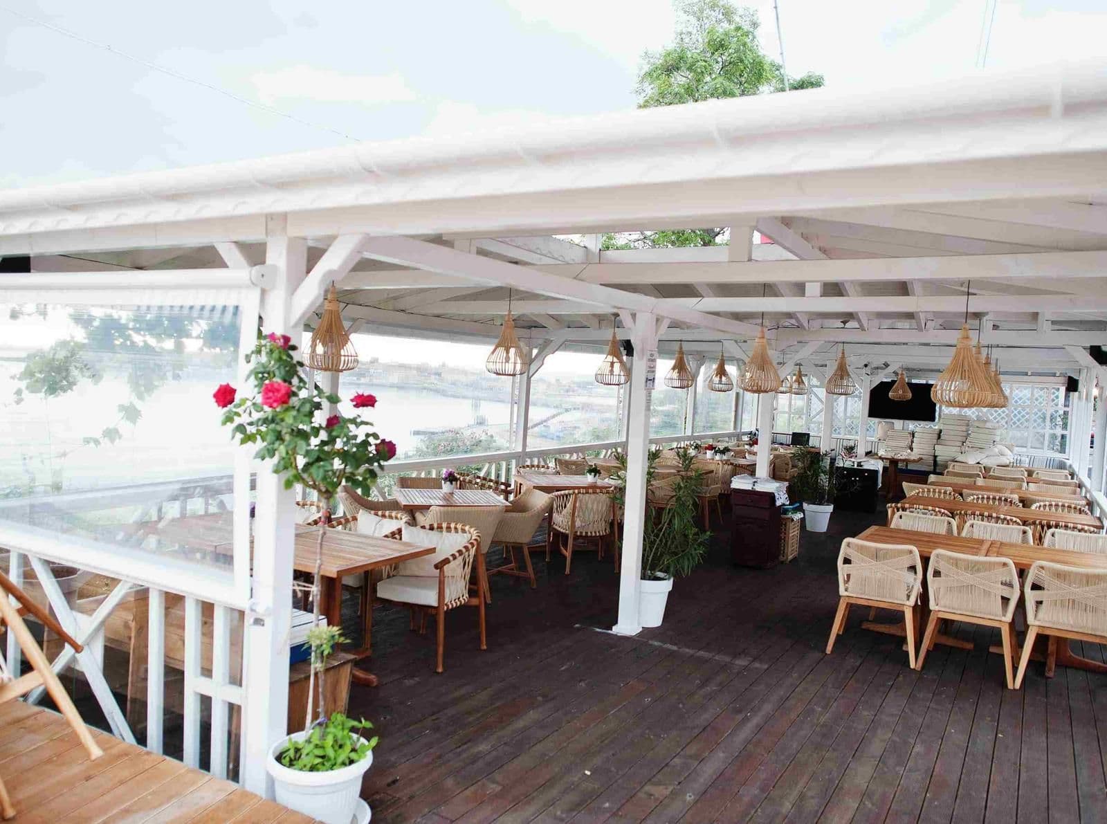 Jurata - gdzie zjeść poza sezonem?